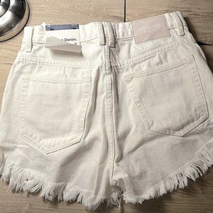 Pull & Bear Denim White Shorts Size 6